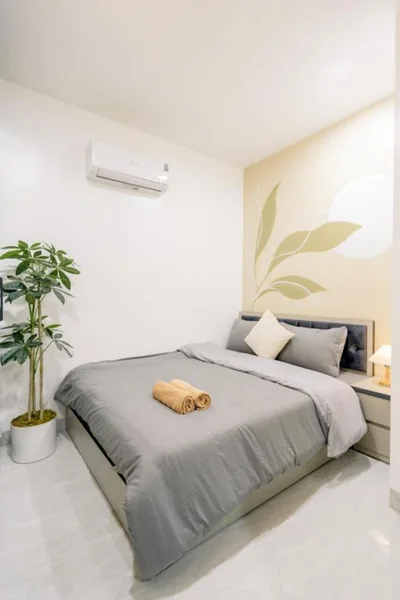 Standard-Studio — LaHomestay Thái Hà
